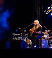 Φωτορεπορτάζ από το live του Γιάννη Χαρούλη στην Αλεξανδρούπολη