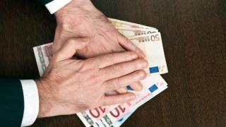 Αλεξανδρούπολη: Σε κατασχέσεις τραπεζικών λογαριασμών προχωρά ο Δήμος