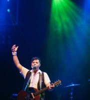 Η Έλενα Παπαρίζου εκθείασε τους Μιχάλη Ηλιάσκο και Βαγγέλη Δροσάκη στον Άρδα