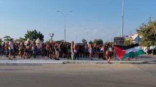 Για δεύτερη χρονιά η Σαμοθράκη διαδήλωσε για την Παλαιστίνη (video)