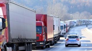 Αυξημένα μέτρα τροχαίας ενόψει του Δεκαπενταύγουστου - Σε ποια οχήματα απαγορεύεται η κυκλοφορία