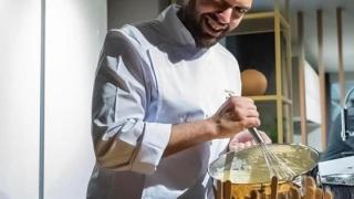 Εγκαίνια για το Centro Kitchen στην Αλεξανδρούπολη με τον chef Πέτρο Συρίγο