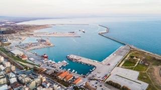 Προχωρά με μικρές αλλαγές το FSRU στην Αλεξανδρούπολη