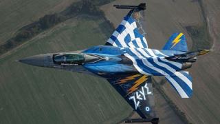 Τα ελληνικά "γεράκια" στέλνουν το δικό τους μήνυμα από τον Έβρο! (video)