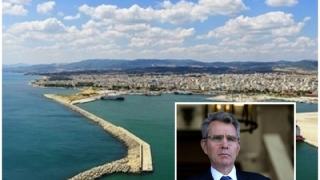Αλεξανδρούπολη: Ο Πρέσβης  Πάιατ έρχεται να ενημερωθεί για την πρόοδο ανέλκυσης της βυθοκόρου "Όλγα" 