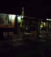 Άδειασαν τα μαγαζιά τα μεσάνυχτα - Πρωτόγνωρες εικόνες στην Αλεξανδρούπολη (φωτο)