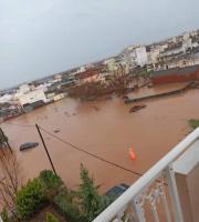 Σε "συναγερμό" ο Έβρος: Οικισμοί πλημμύρισαν - Σε ποτάμια μετατράπηκαν οι δρόμοι (video & pic)