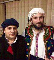 Το παραδοσιακό μουσικό σχήμα Εβρίτικη Ζυγιά παρουσίασαν το νέο τους CD στη Θεσσαλονίκη.