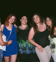 Η πρώτη μέρα του 'Insomnia Festival' στην παραλία Απαλού.