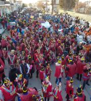 "Τσικνομπουρμπούλης": 3.200 καρναβαλιστές ξεφάντωσαν στην Ορεστιάδα!