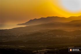 Η Θέα προς τα Δίκελλα από το εκκλησάκι του Προφήτη Ηλία