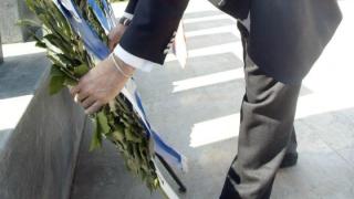 Κατάθεση στεφάνων στο μνημείο των 7 εκτελεσμένων στο Ποιμενικό Έβρου από τους Ναζί