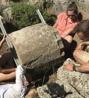 Τι «έβγαλε στο φως» η αρχαιολογική σκαπάνη στο Ιερό των Μεγάλων Θεών στη Σαμοθράκη 