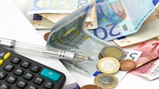 Ποδαρικό με οκτώ νέους φόρους το 2018
