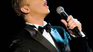 O Τάκης Ζαχαράτος με την παράσταση "I am what I am" έρχεται στην Αλεξανδρούπολη.