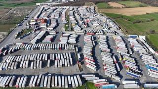 Το "μπλόκο" των Κήπων, δημιούργησε μεγάλο πρόβλημα στις τουρκικές μεταφορές