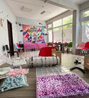 Μέσα από ένα ολοκληρωμένο πρόγραμμα δραστηριοτήτων, δίνουμε τη δυνατότητα στα παιδιά να καλλιεργήσουν τα ταλέντα του