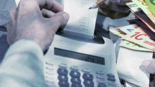 Αναδρομικά από 1η Ιανουαρίου οι αλλαγές στα φορολογικά πρόστιμα.