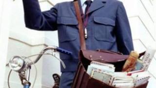 ΕΛΤΑ: Οι ταχυδρόμοι θα φέρνουν γράμματα και... φάρμακα.