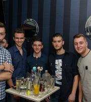 6 χρόνια Ν.Ο.Α. cafe bar στο λιμάνι, παρέα με Θοδωρή Τριανταφύλλου