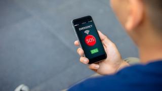 Τέθηκε σε λειτουργία η 24ωρη τηλεφωνική γραμμή για την προστασία των ανηλίκων