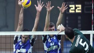 Τον Ολυμπιακό αντιμετωπίζει ο Εθνικός στα ημιτελικά των play off.