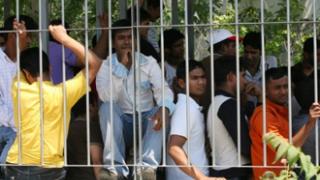 Tυχερό: Καταργούνται οι χώροι κράτησης παράνομων μεταναστών του Τ.Σ.Φ.