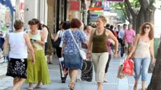 Το θερινό ωράριο λειτουργίας των καταστημάτων στην Αλεξανδρούπολη.