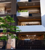 Η υπό ανέγερση πολυκατοικία Αίγλη