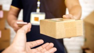 Ναρκωτικά με... delivery στην Ορεστιάδα: Δύο συλλήψεις για δέματα με κάνναβη