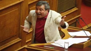Βουλή: Ενταση και ύβρεις μεταξύ Βλάχου - Ουζουνίδη.