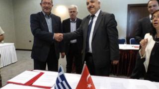 Με τέσσερις λωρίδες κυκλοφορίας η νέα γέφυρα στους Κήπους.