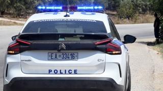 Έβρος: Κυκλοφορούσαν χωρίς δίπλωμα, με όπλα και πλαστές πινακίδες 