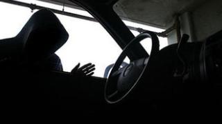 Δίκελλα: Τρεις διαρρήξεις οχημάτων στην παραλία.