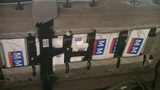 Κήποι: 'Stop' σε αυτοκίνητο 'χτισμένο' με κούτες τσιγάρων.