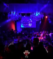 Σε κάθε party Bad Bulls η διασκέδαση στο Prive suite χτυπάει... "κόκκινο"!