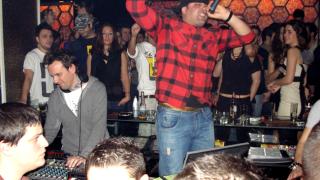 Πάρτυ για τα 15 χρόνια του Heat Radio στο Lobby club στην Κομοτηνή (the AK experience)!