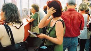 'Έρχεται' επίδομα κατά της  φτώχειας από το 2014. 