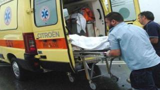 Ξάνθη: Νεκρός 69χρονος που παρασυρθηκε από ΙΧ, ενώ περίμενε ασθενοφόρο.
