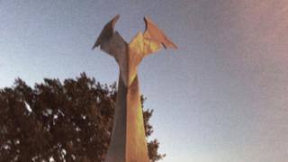 Σαμοθράκη: Πραγματοποιήθηκαν τα αποκαλυπτήρια της 'Νίκης' στην Καμαριώτισσα.