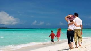 Η λίστα των ξενοδοχείων για τις διακοπές του ΕΟΤ.