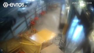 Αλεξανδρούπολη: Πάνω από 200 οι αναφορές για ζημιές σε οικίες & επιχειρήσεις από τον ανεμοστρόβιλο (video)