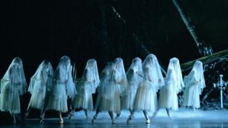 Η Giselle του Marius Petipa στο Μέγαρο Μουσικής στη Κομοτηνή.