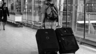 Γιέ μου που πας;... Μάνα θα πάω στα καράβια!