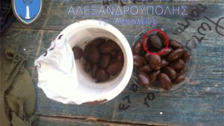 Τρεις νεαροί συνελήφθησαν για κατοχή ναρκωτικών στο λιμάνι.