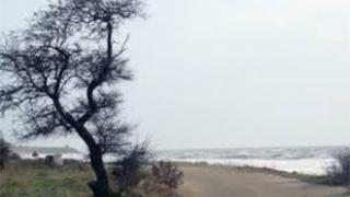 Θα ασφαλτοστρωθεί ο παραλιακός δρόμος Μαρώνεια - Δίκελλα.