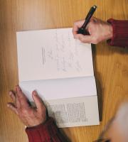 Πλήθος κόσμου στην Βιβλιοπαρουσίαση του Μίλτου Λειβαδίτη, στην Αλεξανδρούπολη