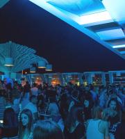 Γιατί, Παρασκευή βράδυ στην Αλεξανδρούπολη σημαίνει... "Yacht Club"