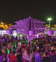 Γιατί, Παρασκευή βράδυ στην Αλεξανδρούπολη σημαίνει... "Yacht Club"