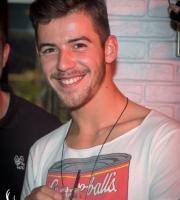 "God save the Room" χτες στο Room 6.